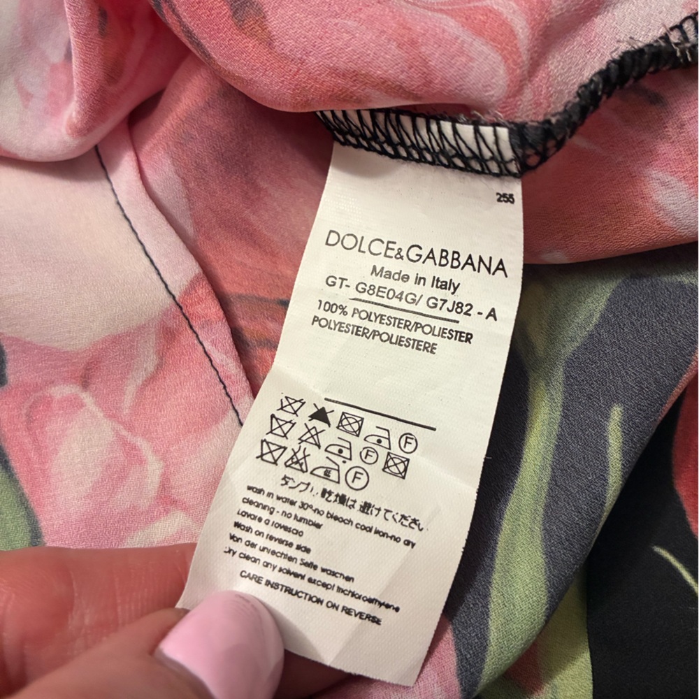 Dolce and Gabbana Floral Sleeveless Scoop Neck Tank Top - Pink & Green Roses - Picture 7 of 11